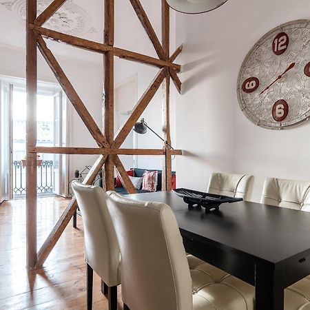 Elegant 3 Bedroom Flat With View In Principe Real Lizbona Zewnętrze zdjęcie