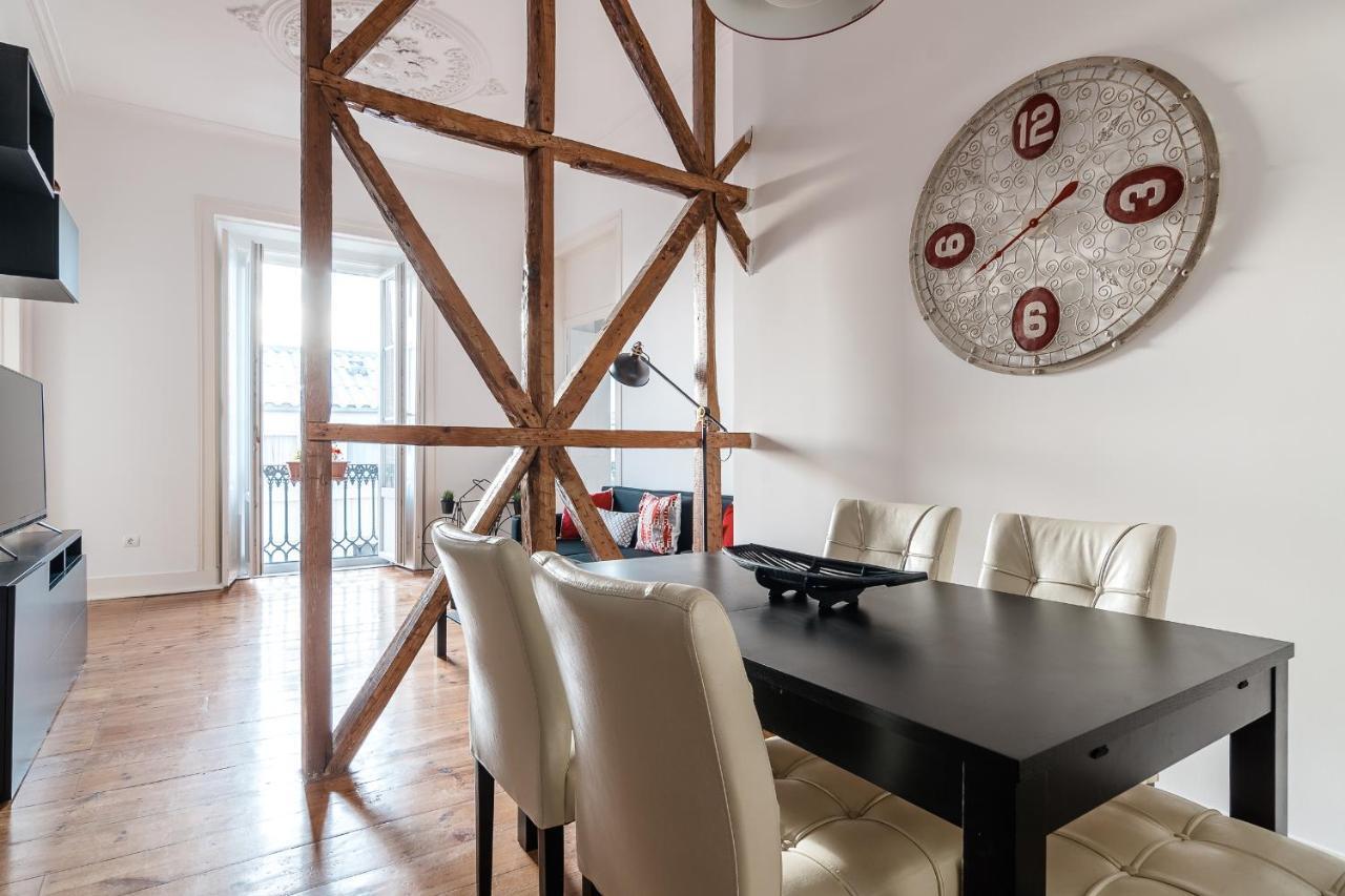 Elegant 3 Bedroom Flat With View In Principe Real Lizbona Zewnętrze zdjęcie